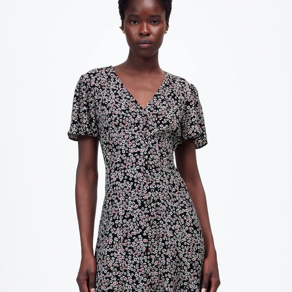 NWT Madewell Flutter-Sleeve Mini Dress in Floral - size 6